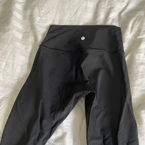NWOT Lululemon full-on luxtreme leggings in perfect condition